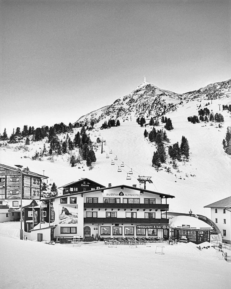 Austria Alpinhotel Ski In Ski Out An Der Edelweissbahn Obertauern Exterior photo
